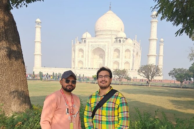 Overnight Agra/Taj Mahal Tour & Fatehpur Sikri Tour - Should you book this overnight Agra and Fatehpur Sikri tour?