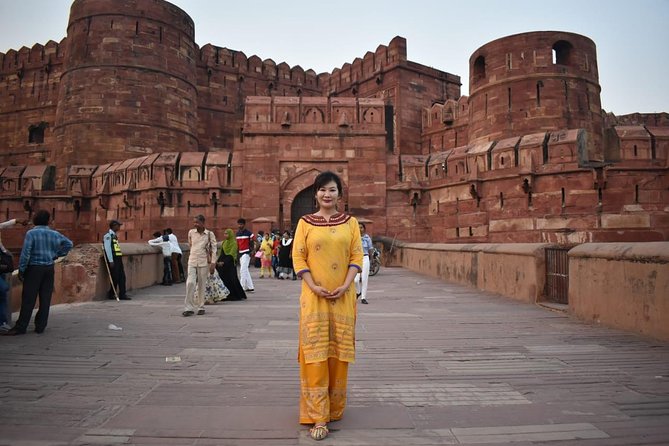 Overnight Agra/Taj Mahal Tour & Fatehpur Sikri Tour - Day 2: Fatehpur Sikri and the Mughal complex outside Agra