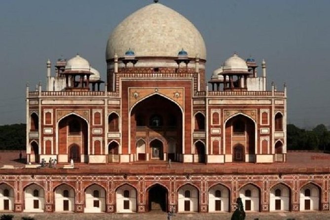 Overnight trip to Delhi and Agra - Guides, chauffeur, and comfort: why the group price makes sense