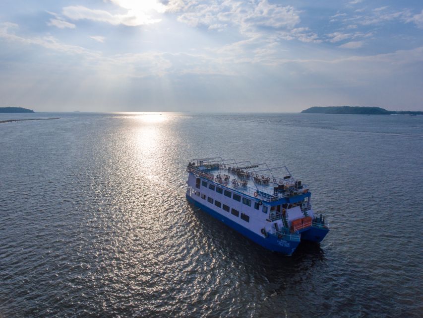 Panaji: Fun-Filled 2-Hour Mandovi River Cruise with Dinner - Drinks, Bar Options, and Cash Planning