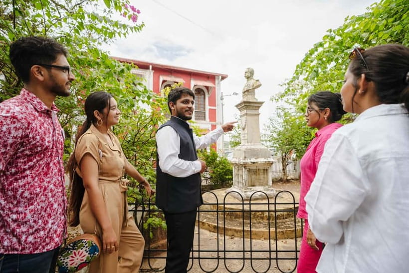 Panaji: Heritage Walking Tour in Fontainhas Latin Quarter - Entering an Indo-Portuguese mansion, the part you’ll remember