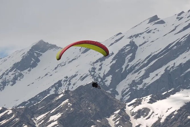 Paragliding in Kullu Manali - Getting oriented in Manali: where you start and how the day tends to run