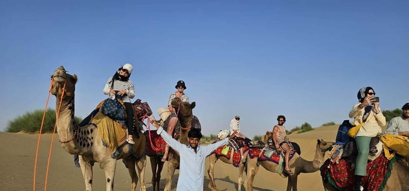Peeps Billions of Star Experience with Desert & Camel Safari - Natural oasis and Khabha MT Fort stops, what they add