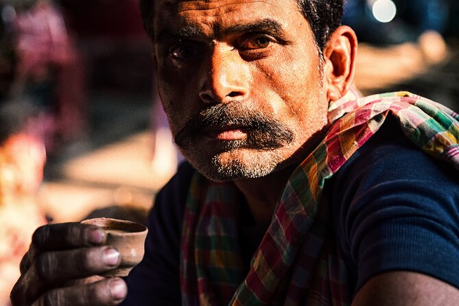 Photography Tour of Mesmerizing Markets of Kolkata - What Manjit Brings to the Shoot: Comfort, Pace, and Practical Advice