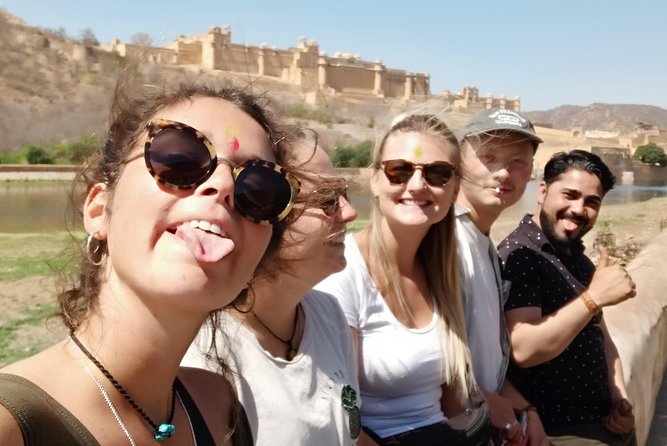 Pink city private Day Tour by Tuk Tuk with English speaking driver.. - Water palace mentions and how to use that info