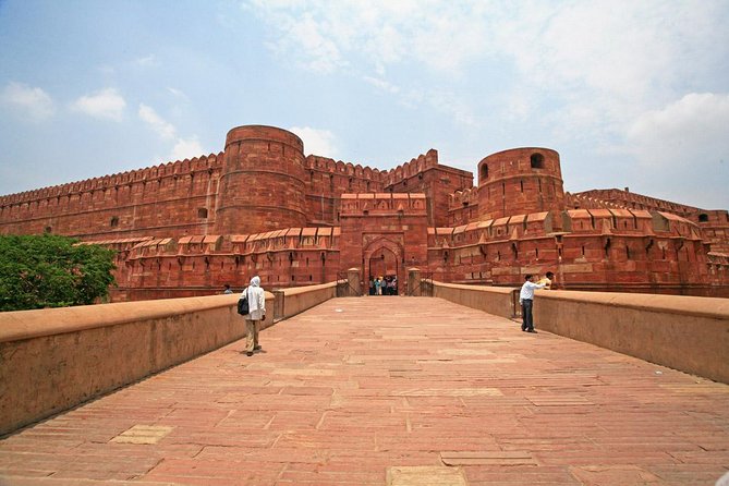 Private 2 Days Agra Taj mahal & Delhi Tours From Hyderabad - Price and logistics: what $780 per person really covers