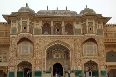 Private 6-Day Golden Triangle Tour: Delhi, Agra, Jaipur by Car