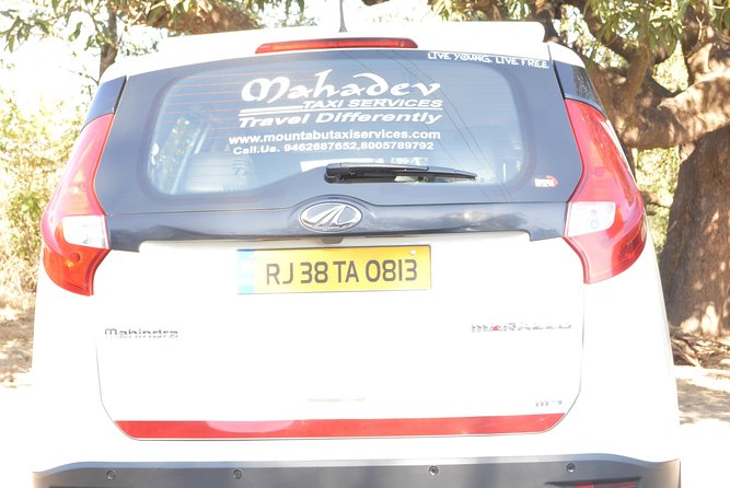 Private A/c Transfer Mount Abu To Udaipur ( 6 Seat A/c Suv) - Mount Abu to Udaipur by private AC SUV, not a bus shuffle