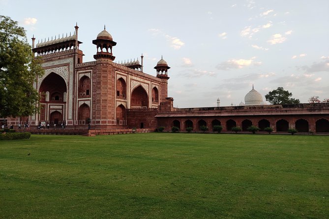 Private Agra Day Trip Taj Mahal Sunrise Tour From Delhi - From Delhi hotel pickup to Agra before sunrise