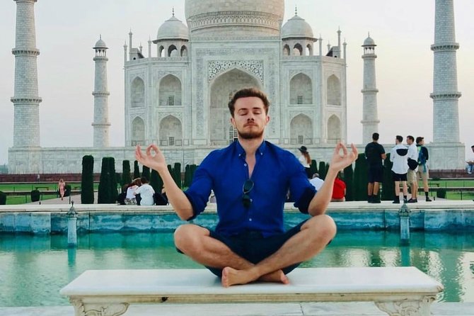 Private Agra Tour: Taj Mahal, Baby Taj & Lunch from Delhi by Car - How the Delhi to Agra private car day actually feels