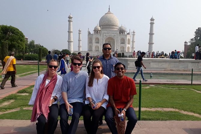 Private Agra Tour: Taj Mahal, Baby Taj & Lunch from Delhi by Car - Guides and drivers: how names from past days hint at service quality