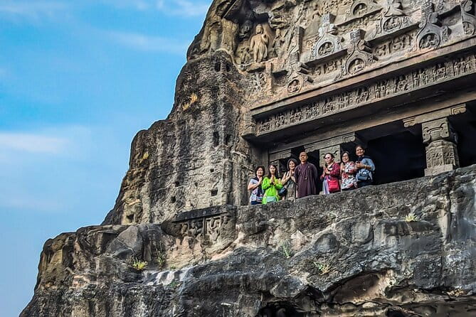 Private Ajanta Ellora Guided Day Tour All Inclusive Skip Line - Lunch stop: use the break to reset, not just eat quickly