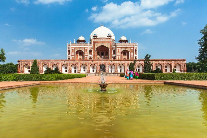 Private Best of New Delhi Full-Day City Tour (All Inclusive) - Transport, guide, and the small issues that affect the day