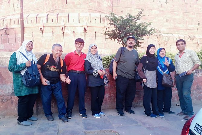 private Car and Driver for Golden Triangle Tour 4Days - Private Car and Driver: How the Golden Triangle Feels Easier
