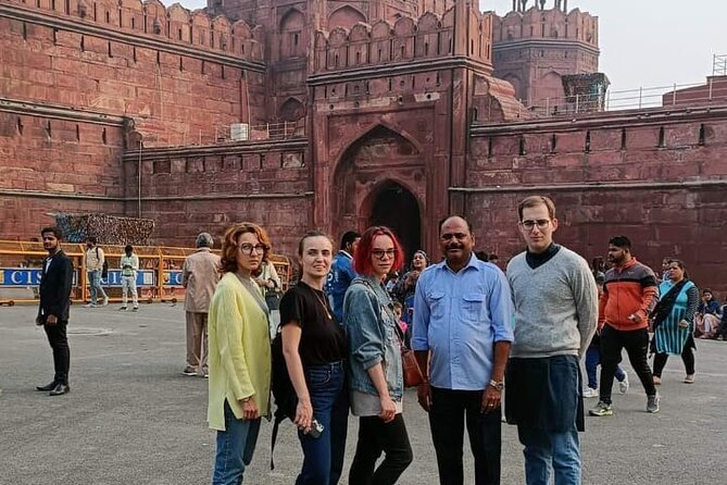 Private City Tour to Old and New Delhi - Connaught Place pickup and the comfort factor