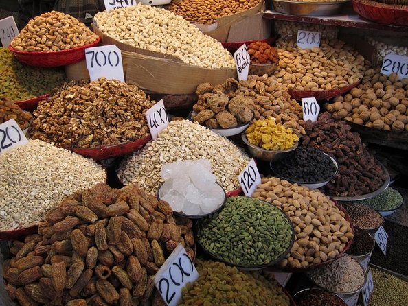 Private Customized Delhi Shopping Tour with Female Consultant - Key things that make this tour work
