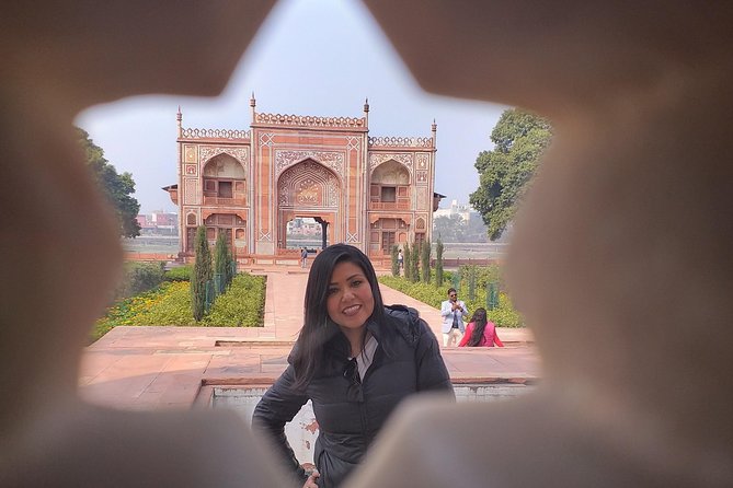 Private Day Tour of Taj Mahal by India's Fastest Train or Car - All Inclusive - Taj Mahal morning visit: how to make the most of those 3 hours
