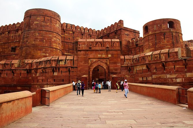 Private Day Trip to Agra includes Taj Mahal and Agra Fort from Delhi - Lunch in Agra and the comfort details that keep the day sane