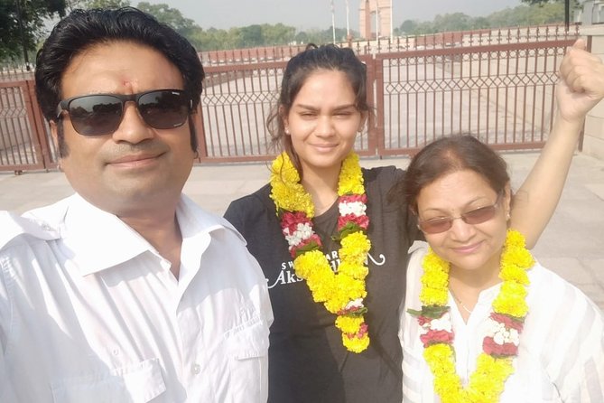 Private Day Trip to Jaipur from Delhi via Expressway - Pickup and the drive that makes or breaks the day