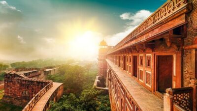 Private Day Trip to Taj Mahal by Car from Delhi