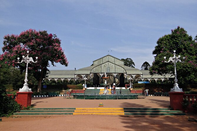 Private Full-Day Bangalore City Tour - Lalbagh Botanical Garden: a garden break that turns into a photo break