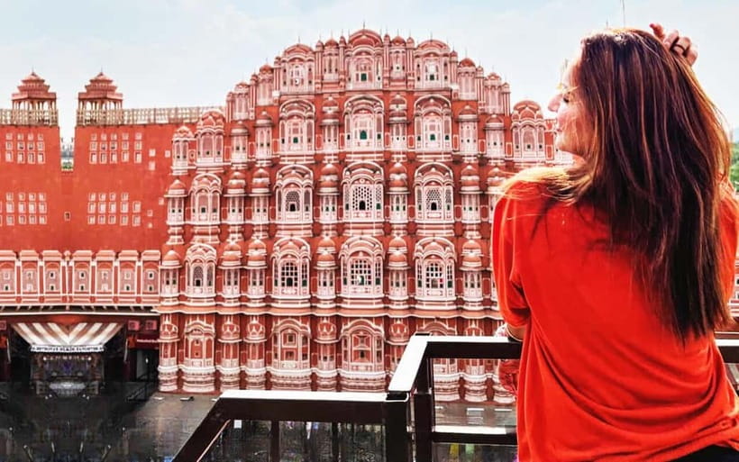 Private Full-Day Jaipur Guided Tour with Monkey Temple - Panna Meena ka Kund: the stepwell that makes water feel artistic