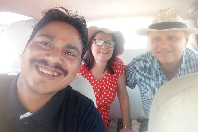 Private Full-Day Jaipur Sightseeing Tour Explore the Pink City - Hawa Mahal: five stories of lattice windows
