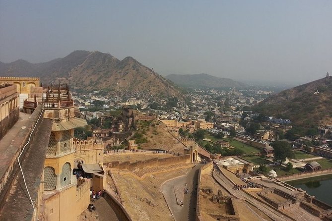 Private Full Day Jaipur Sightseeing With Tickets - Hawa Mahal: the wind-shaped facade you can actually enjoy