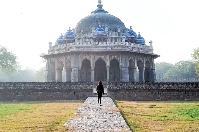 Private Full Day Old and New Delhi City Tour by Car - Chandni Chowk by Tuk-Tuk and the Spice Market Reality Check