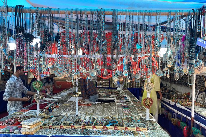 Private Full Day Shopping Tour in New Delhi - The guides that make the day feel worth it