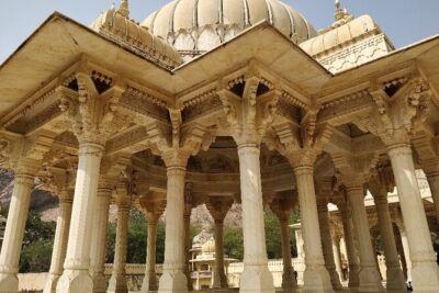 Private Full-Day Sightseeing Tour of Jaipur’s Heritage by Car