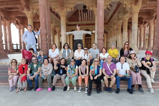 Private Golden Triangle 5 Days Delhi, Agra Jaipur By Car & guide - Day 4 in Jaipur: Jantar Mantar, Albert Museum, Amer Fort, and a craft stop