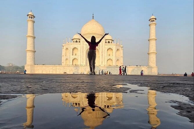Private Golden Triangle 5 Days Delhi, Agra Jaipur By Car & guide - Guides and drivers: the service quality is the real selling point