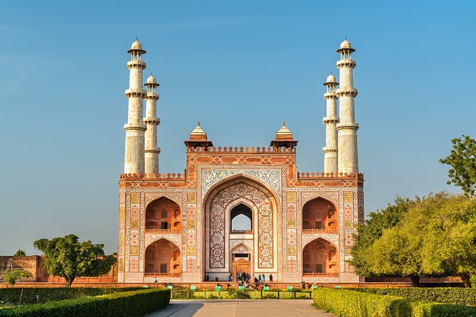 Private Golden Triangle Tour 3 Night/4 Days - All Inclusive - Day 1: Old Delhi starts with Jama Masjid and Chandni Chowk