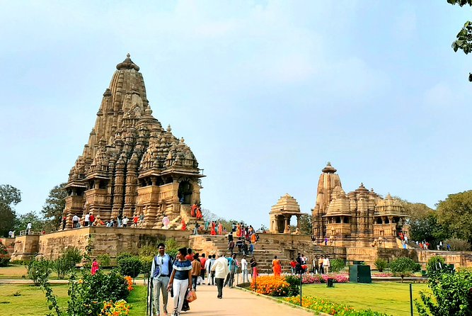 Private Guided Heritage and Cultural Tour in Khajuraho - Private Khajuraho on Bike and Tuk-Tuk, Not a Rush