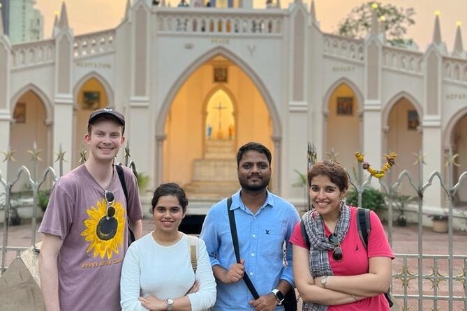 Private Guided Walking Tour in Bandra Queen of Suburbs - The Guide Factor, and Why It Matters on a Short Walk
