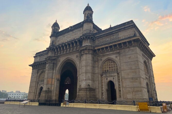 Private Half-Day Bombay Sightseeing Tour with Guide and Transportation - Pickup and getting around South Mumbai without losing daylight