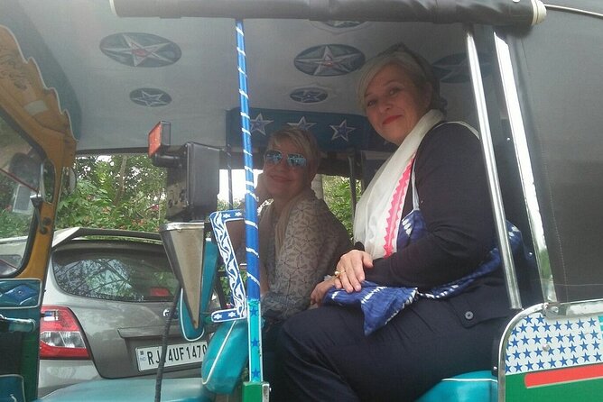 Private Jaipur City Full-Day Tour with a Tuk Tuk Ride - Royal Gaitor Tumbas: quieter history when you need a break