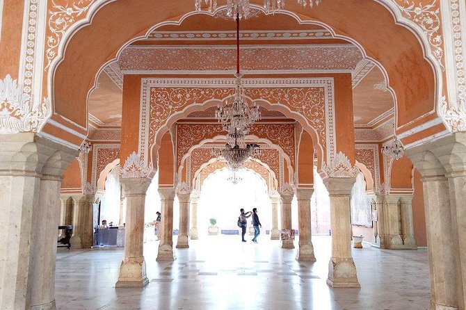 Private Jaipur City Tour from Delhi by Car - Amber Fort and Amer: The Hilltop Start You’ll Feel Immediately