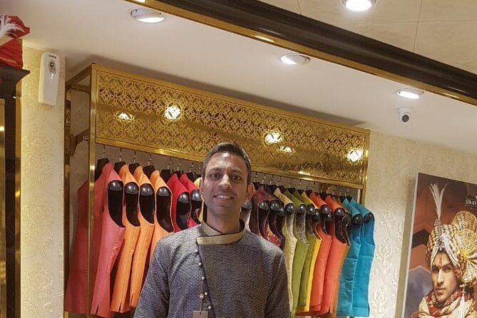 Private- Jaipur Full Day Guided Tour - City Palace of Jaipur: where Mughal and Rajput styles meet