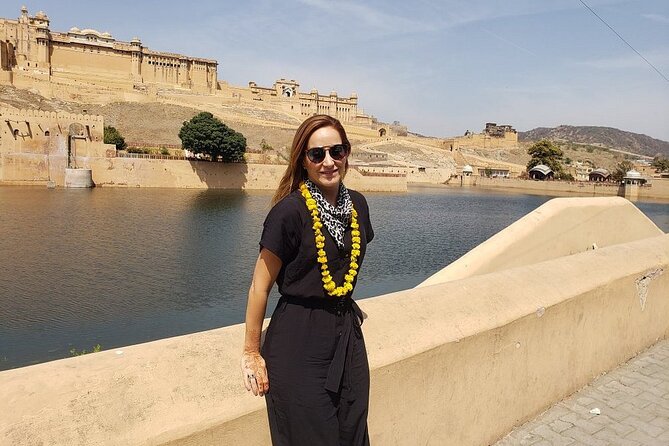 Private Jaipur Half-Day: Amber Fort, Stepwell, Jal Mahal & Gaitor - Panna Meena ka Kund Stepwell: Geometry, Scale, and Photos