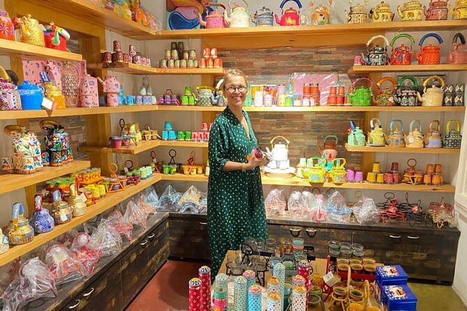 Private Jaipur Half-Day Shopping Tour - Johri Bazaar: jewelry shopping with intricate craftsmanship
