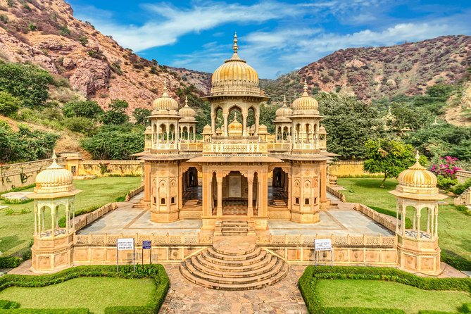 Private Jaipur Sightseeing Tour by Tuk-Tuk - Panna Meena ka Kund stepwell, small stop, strong identity