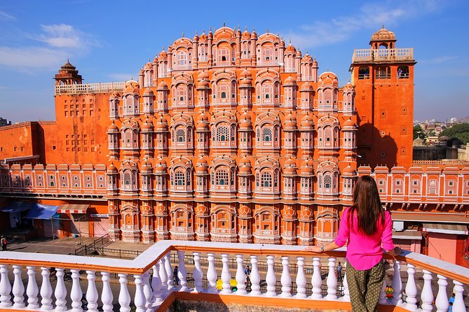 Private Jaipur Tour from Delhi by Express Train - Jaigarh Fort: the fort that connects the dots