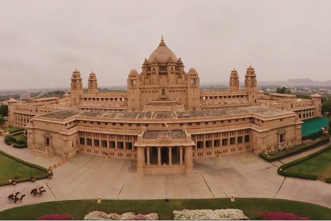 Private Jodhpur Blue City Tour With Private Tour Guide - Included comforts that make the tour feel easy