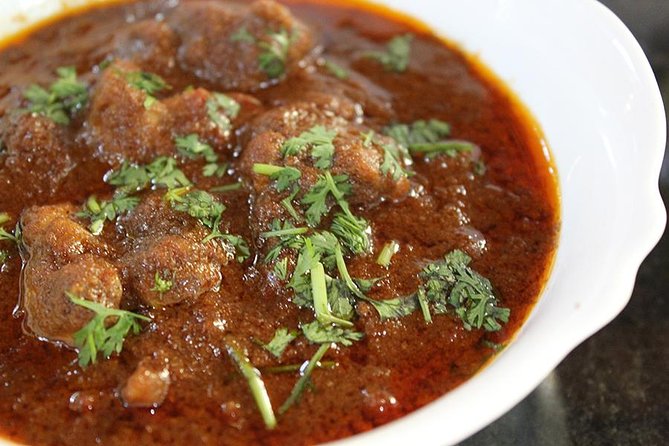 Private Market Visit and Cooking Class in Goa with a Local Family - Meal you cook: sitting down to Goan dishes you actually made