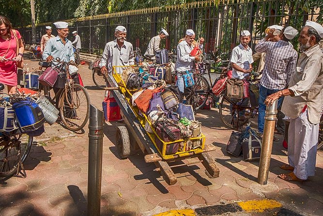 Private Mumbai City Tour with Transport - From the Gateway of India to the rail heritage at CSMT