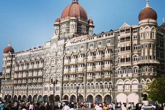 Private Mumbai City Tour with Transport - Jain Temple on Malabar Hill: art, color, and quiet moments