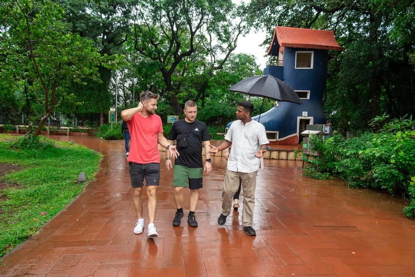 Private Mumbai Highlights Tour (5 Hours) - Crawford Market and Colaba Causeway Area Browsing: The City You Can Taste