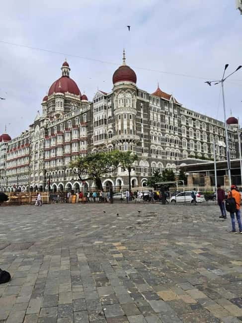 Private Mumbai Sightseeing Tour - Crawford Market and Colaba Causeway, for texture and street energy